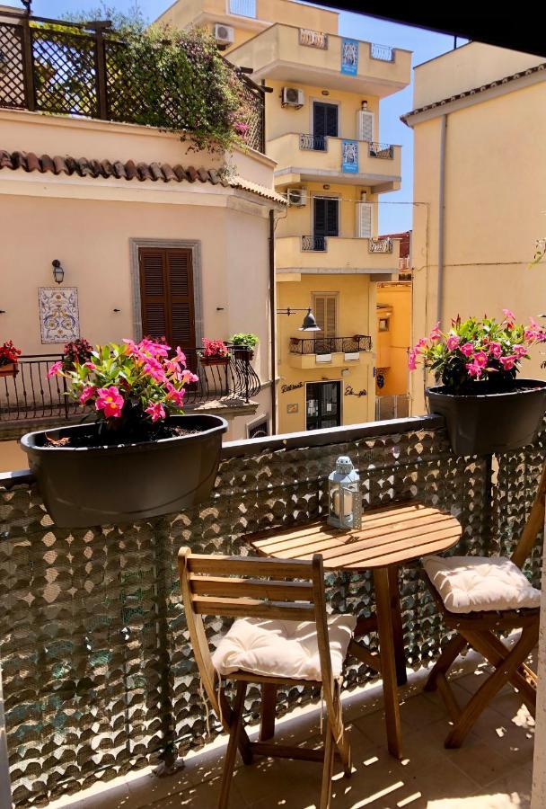 Favola Affittacamere Nettuno Exterior foto